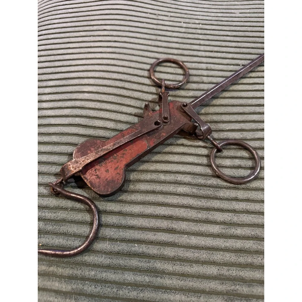 Antique Cast Iron‎ Metal Balance Scale with Hook and Weight